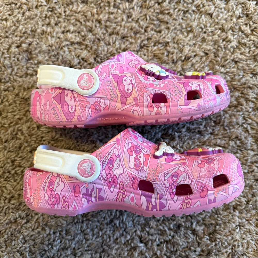 Hello kitty crocs - Picture 7 of 13